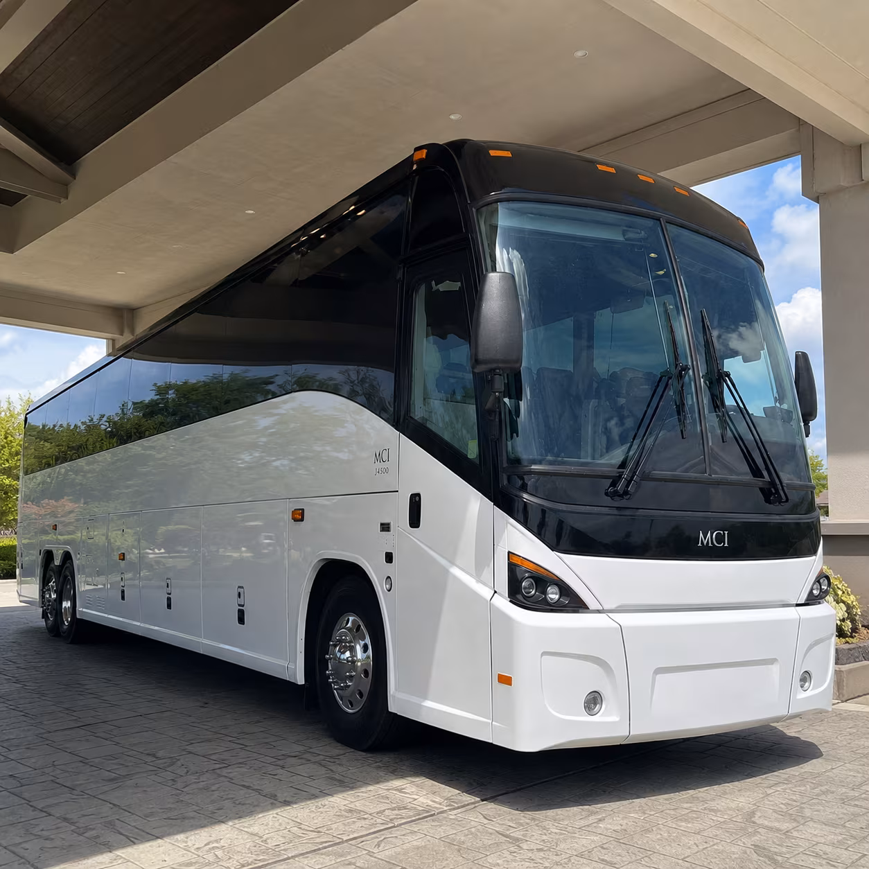 daily commuter shuttles between stratford station and your worksite