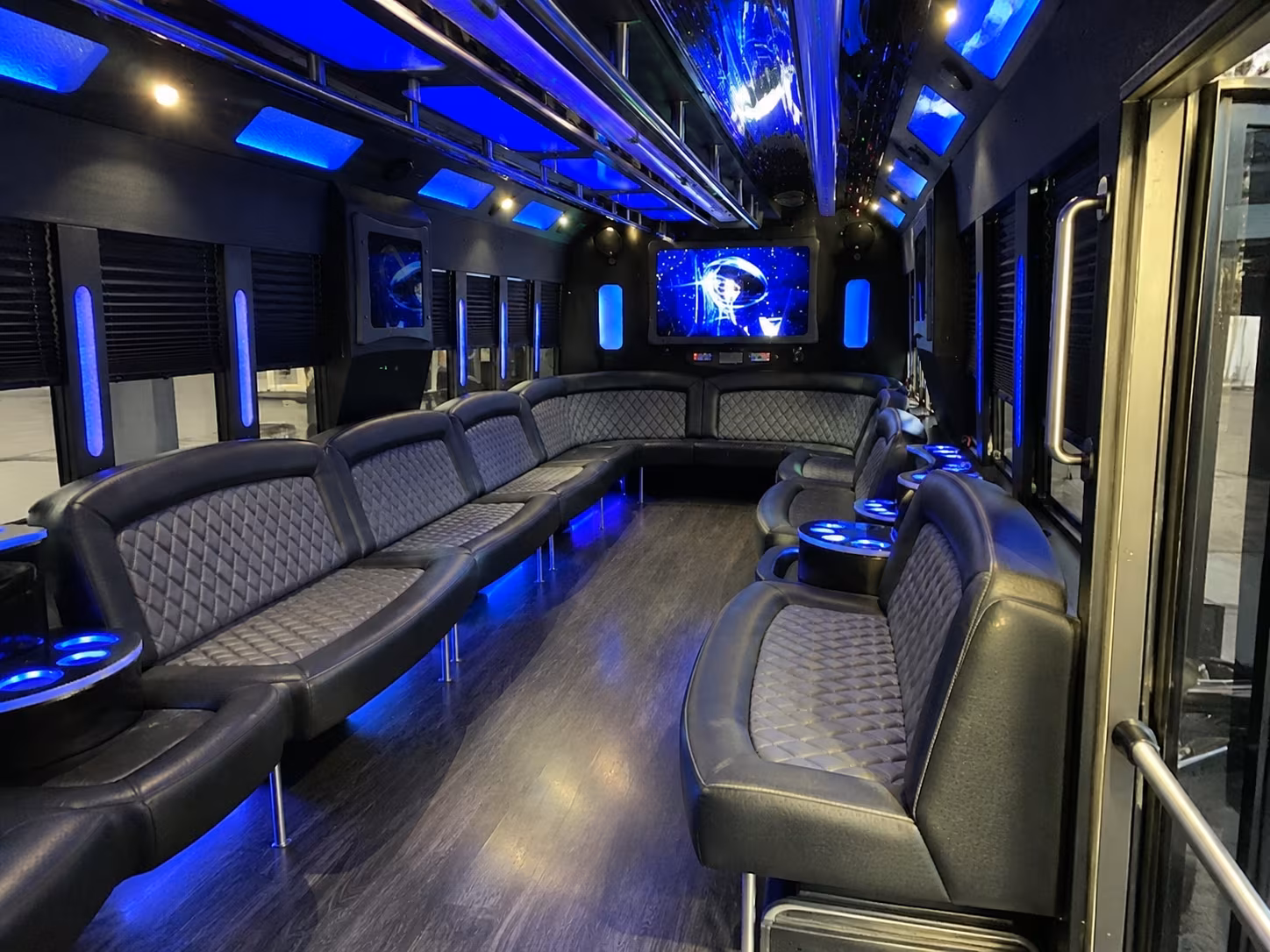 stratford 28 passenger party bus interior