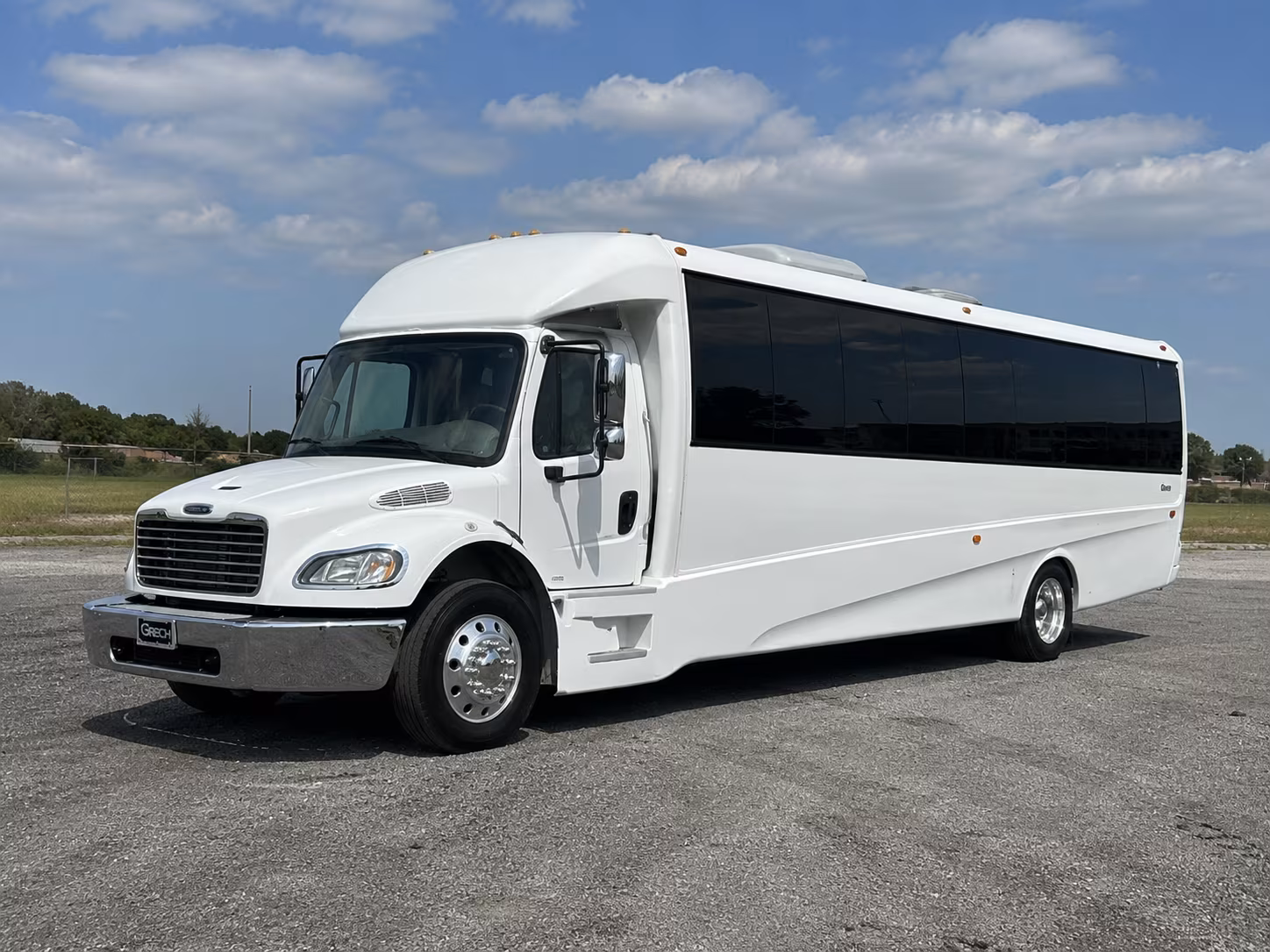 stratford 50 passenger party bus