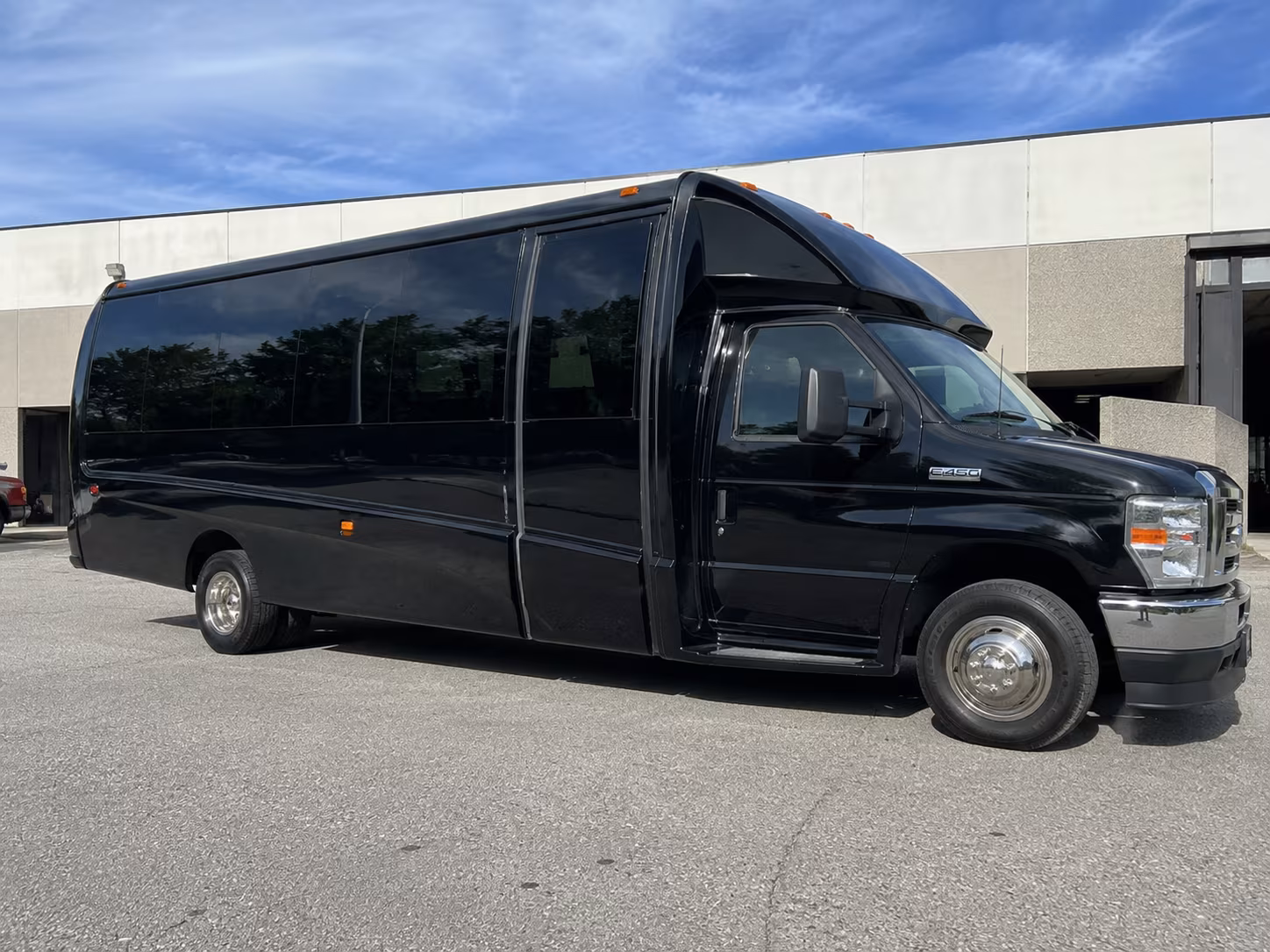 stratford wine tour brewery transportation onboard seating